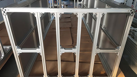 鋁型材框架取代焊接框架的原因是什么？